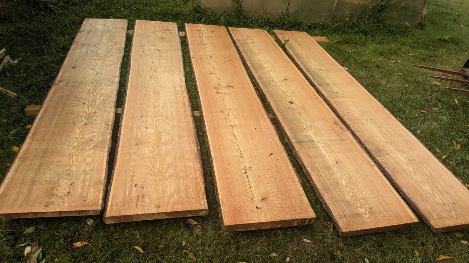 Tischplatten aus Eiche und Esche